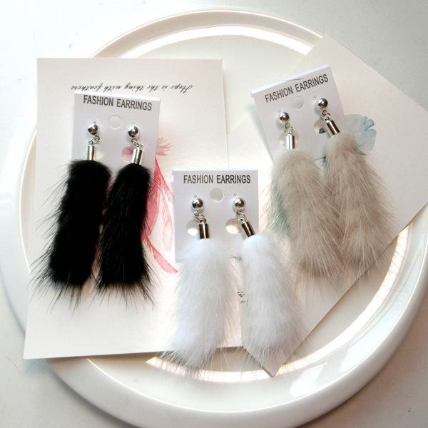 Autumn And Winter Mink Fur Ball Earrings on Luulla